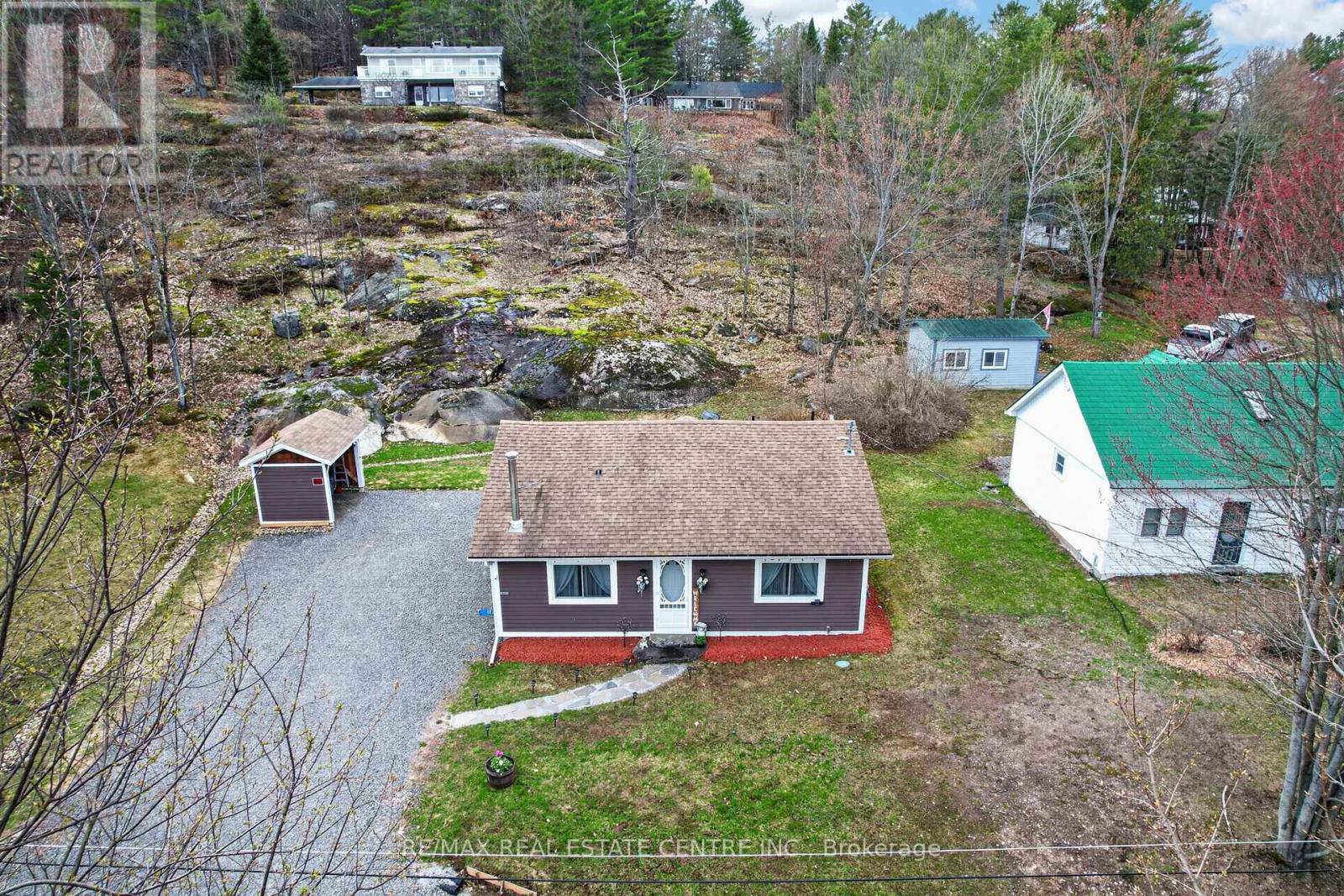 17 MCCLURE LANE - 40