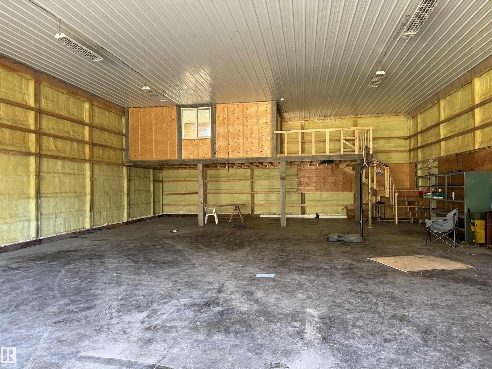 274043 TWP ROAD 480 - Photo 5