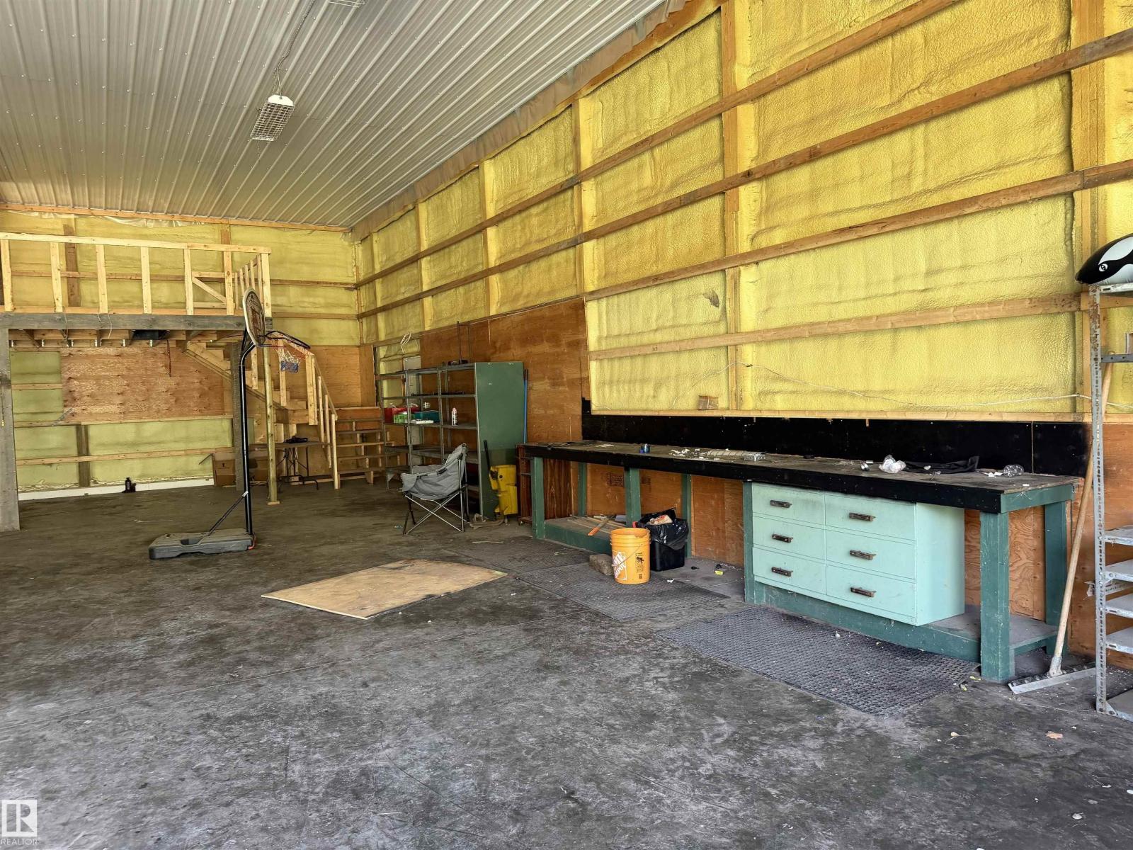 274043 TWP ROAD 480 - Photo 7