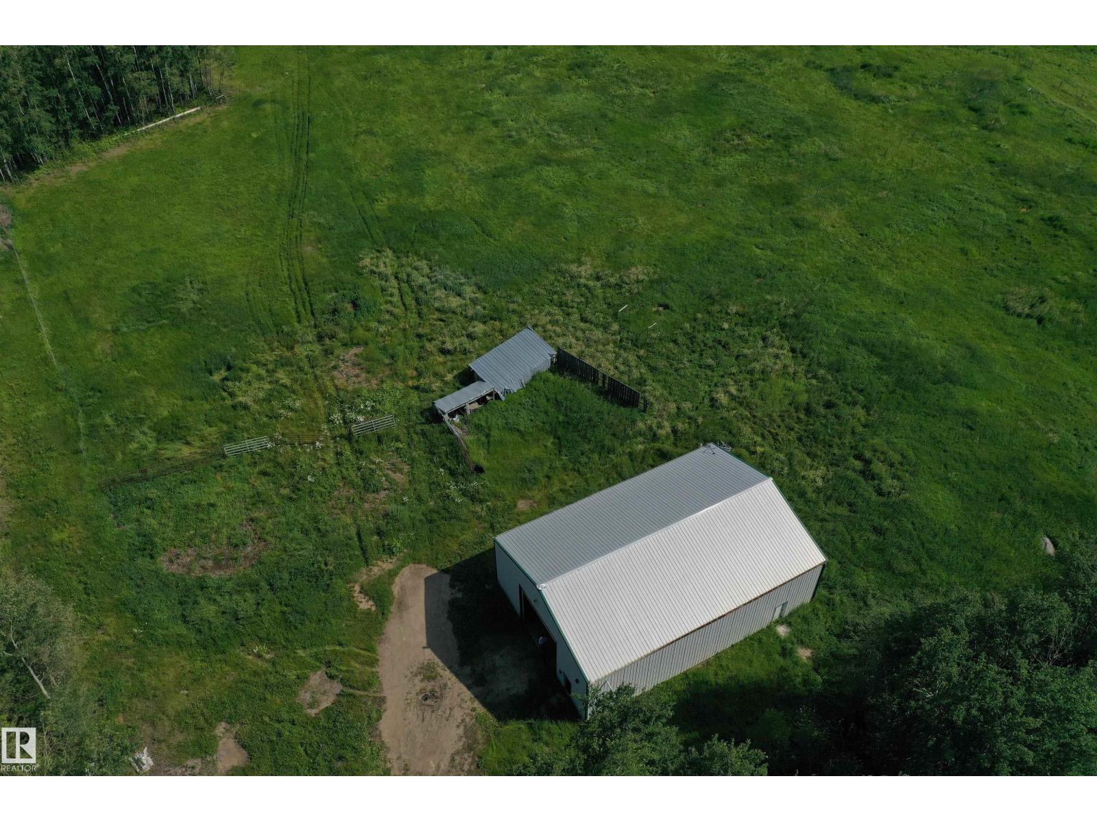 274043 TWP ROAD 480 - Photo 8
