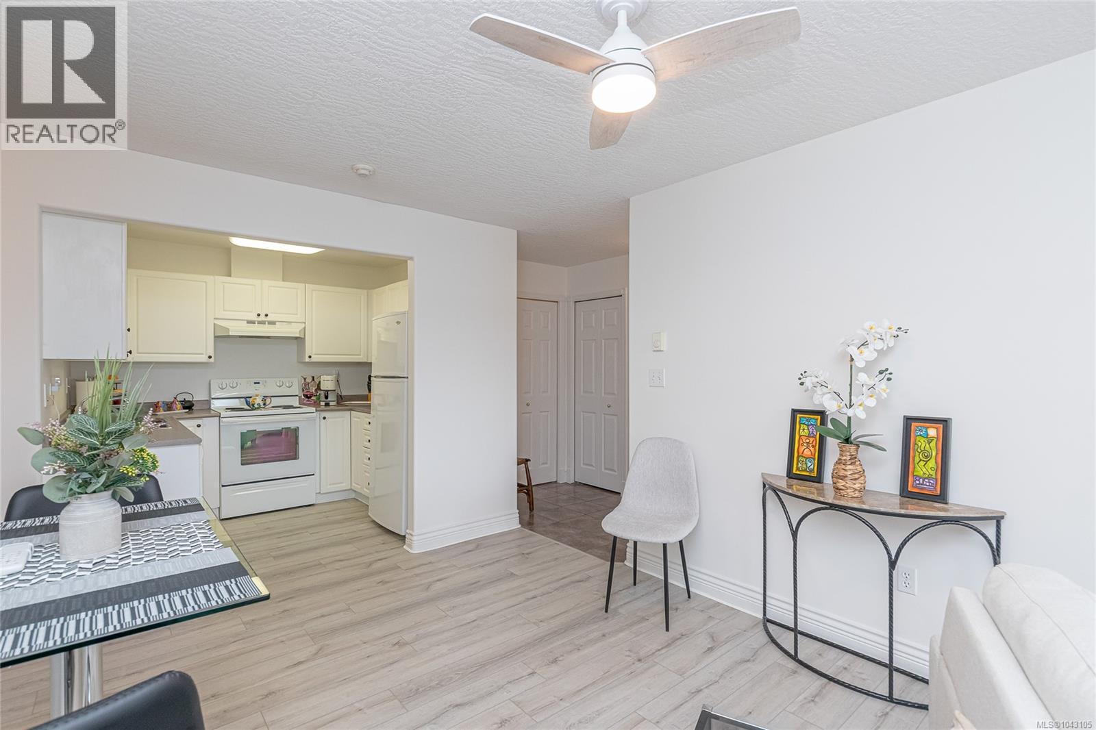 #202 9844 Croft St - Image 13