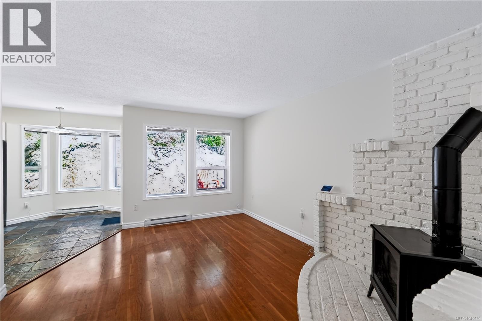 1018 Benvenuto Ave - 14