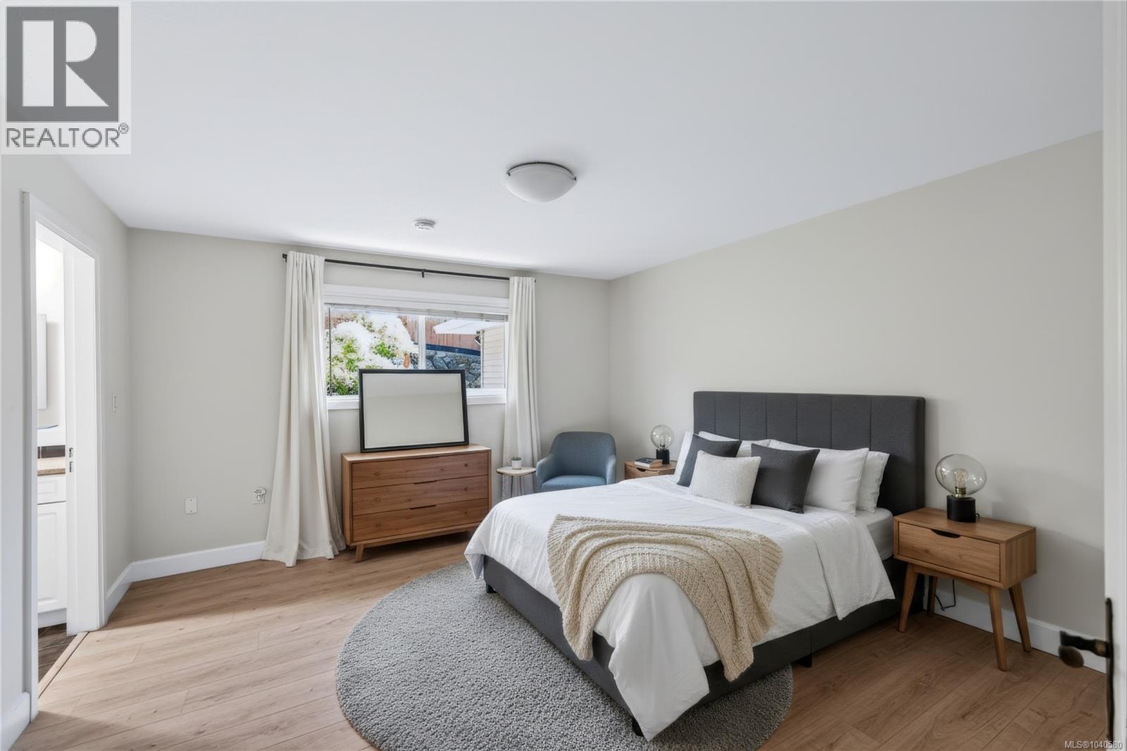  1018 Benvenuto Avenue, Central Saanich