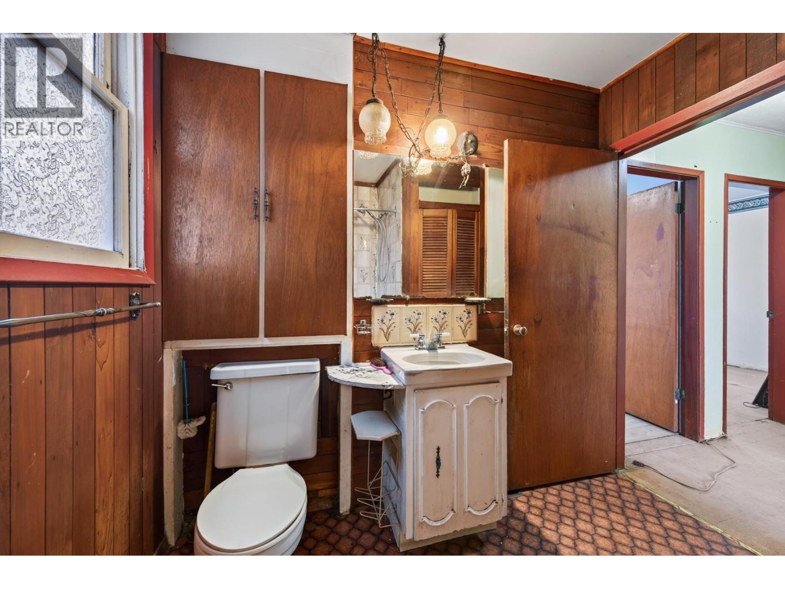 1637 Coldwater Avenue - 12