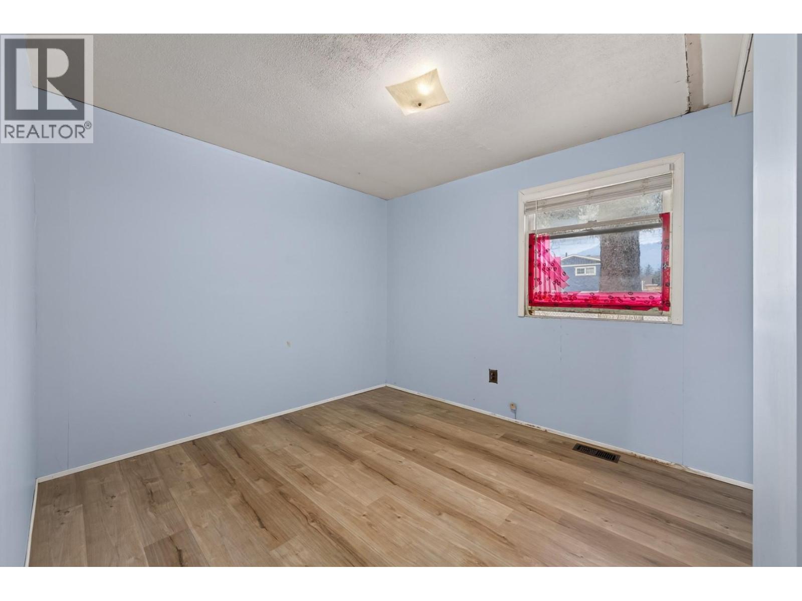1637 Coldwater Avenue - 14