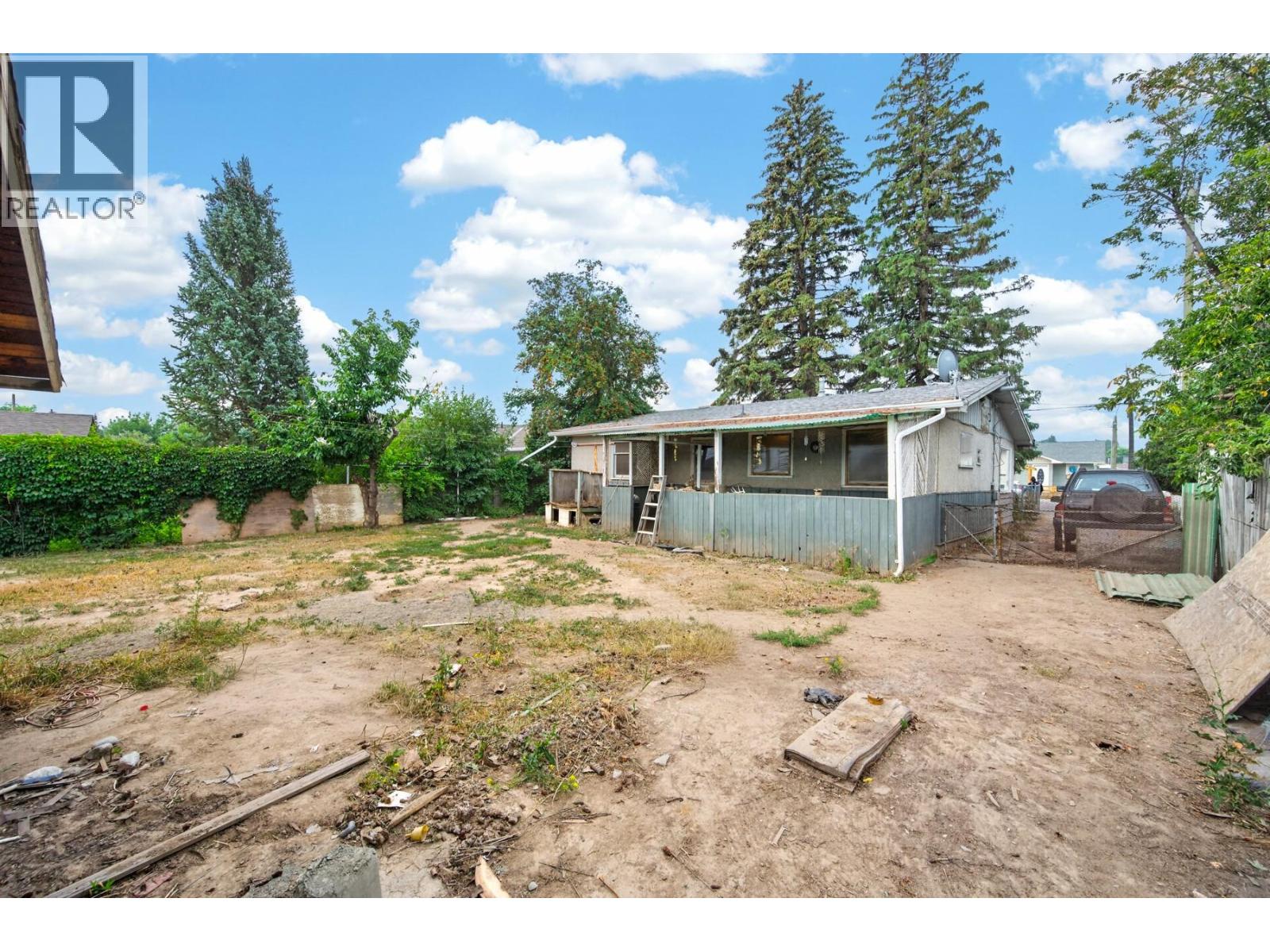 1637 Coldwater Avenue - 24