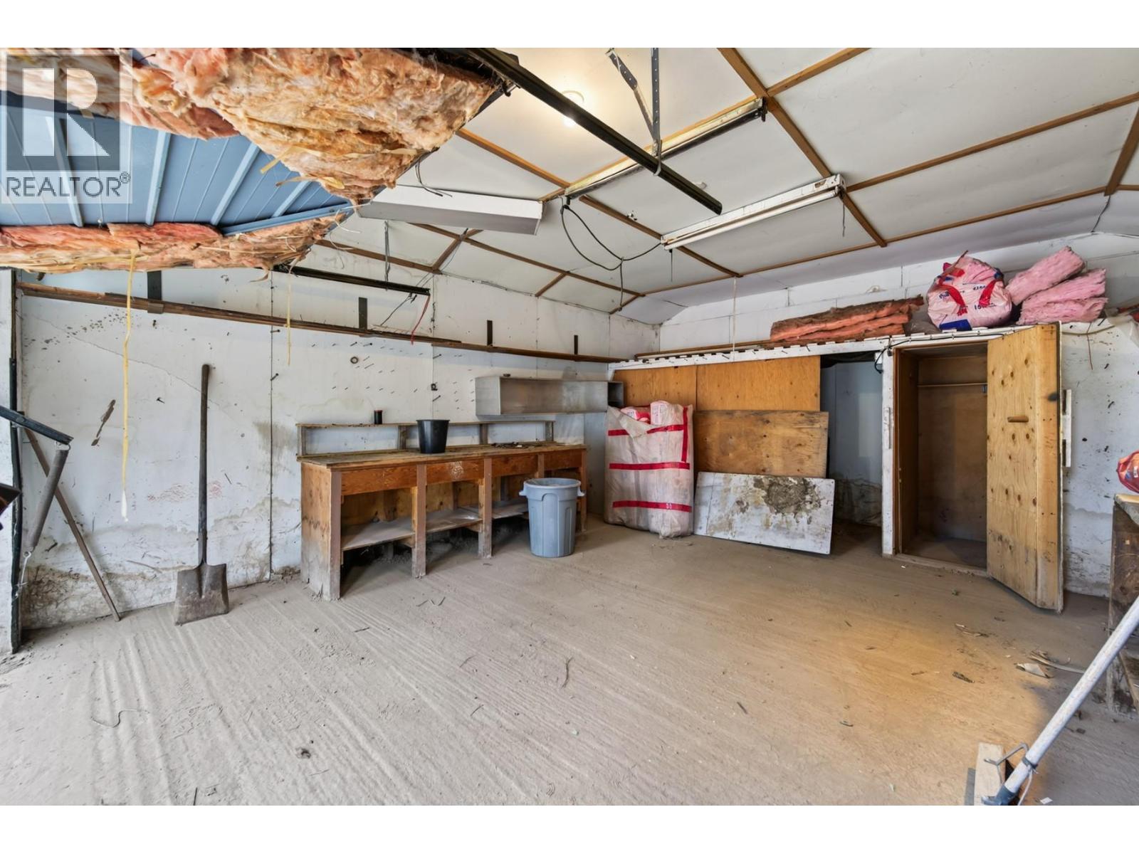 1637 Coldwater Avenue - 26