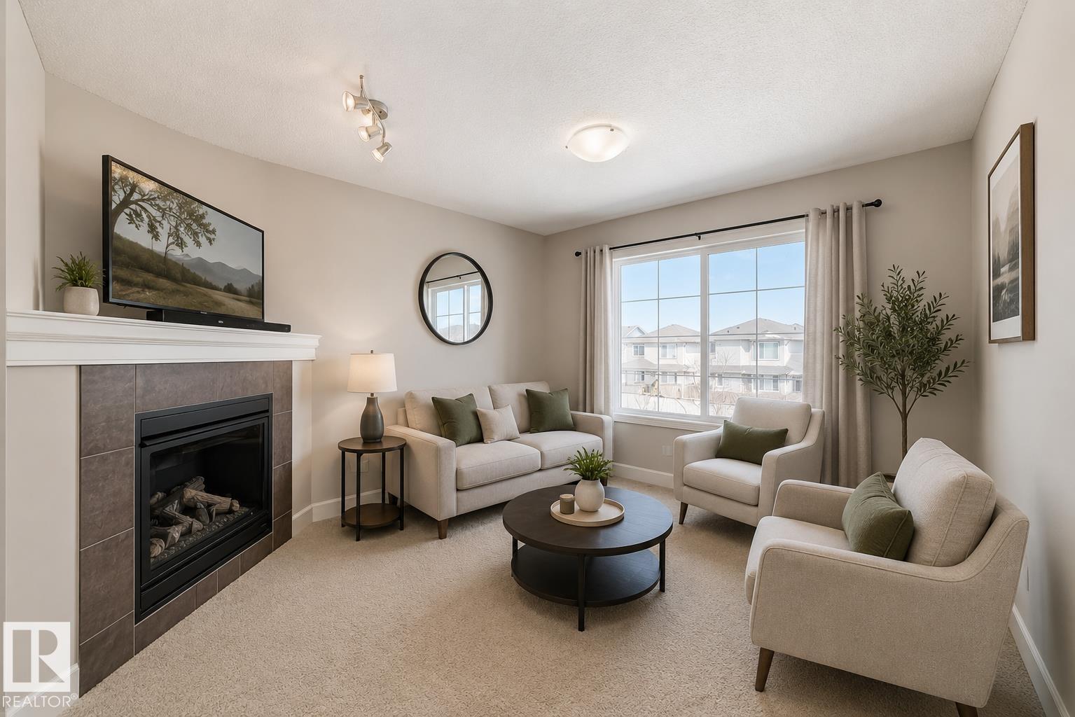 16520 136 ST NW - 12