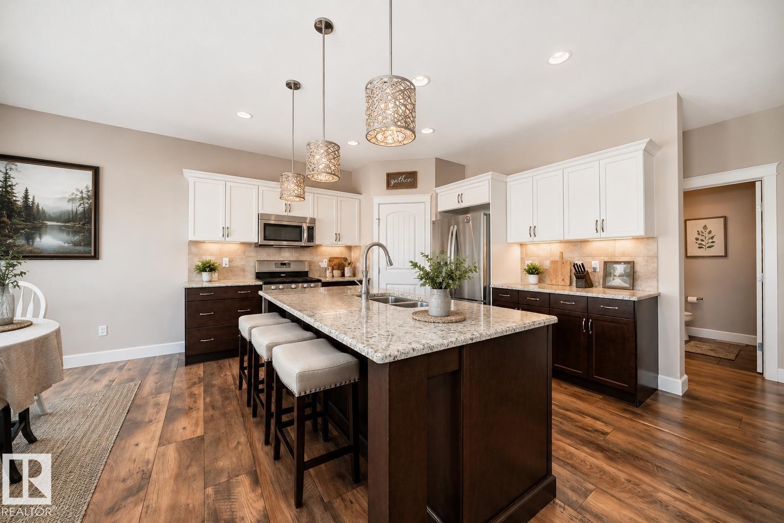 16520 136 ST NW - 3