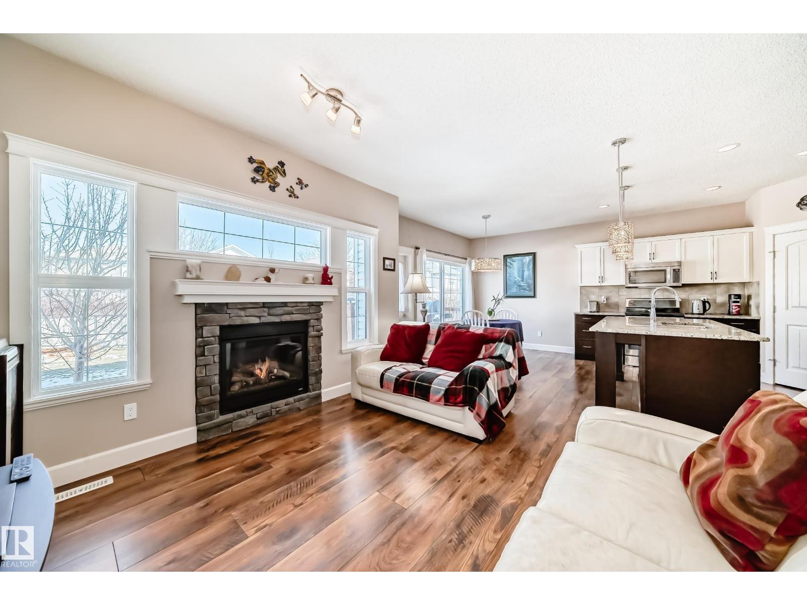 16520 136 ST NW - 9