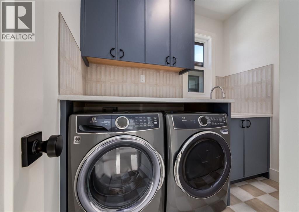 507 26 Avenue NE - 30