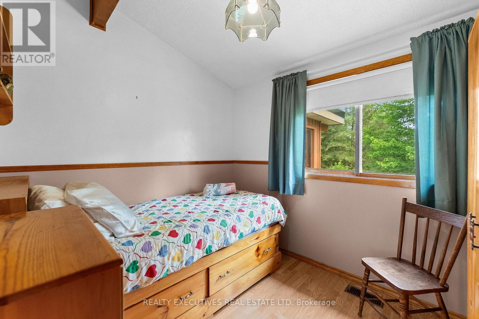 785 BOUNDARY ROAD - 17