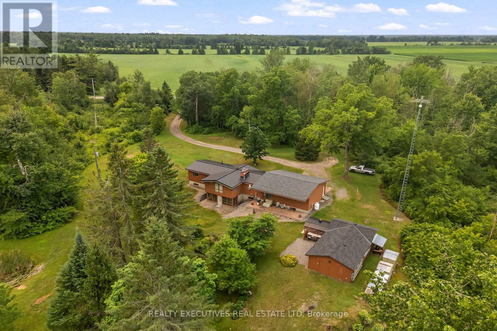 785 BOUNDARY ROAD - 2