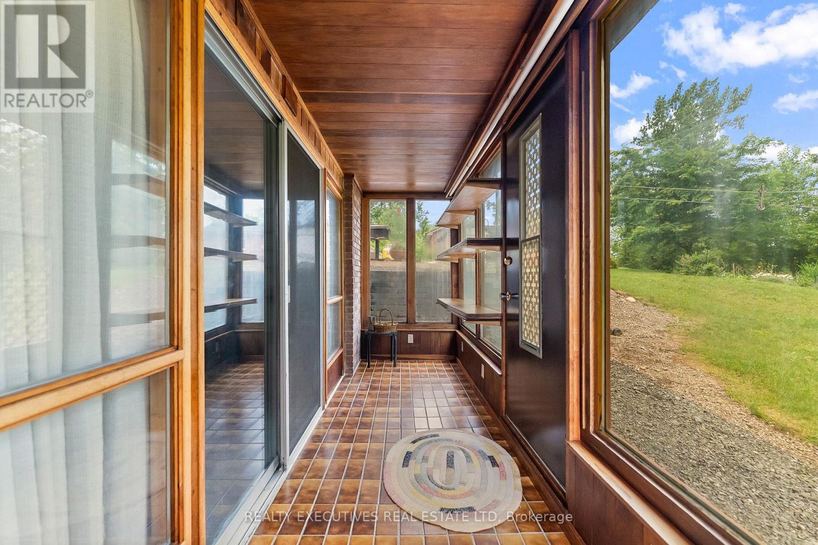 785 BOUNDARY ROAD - 22