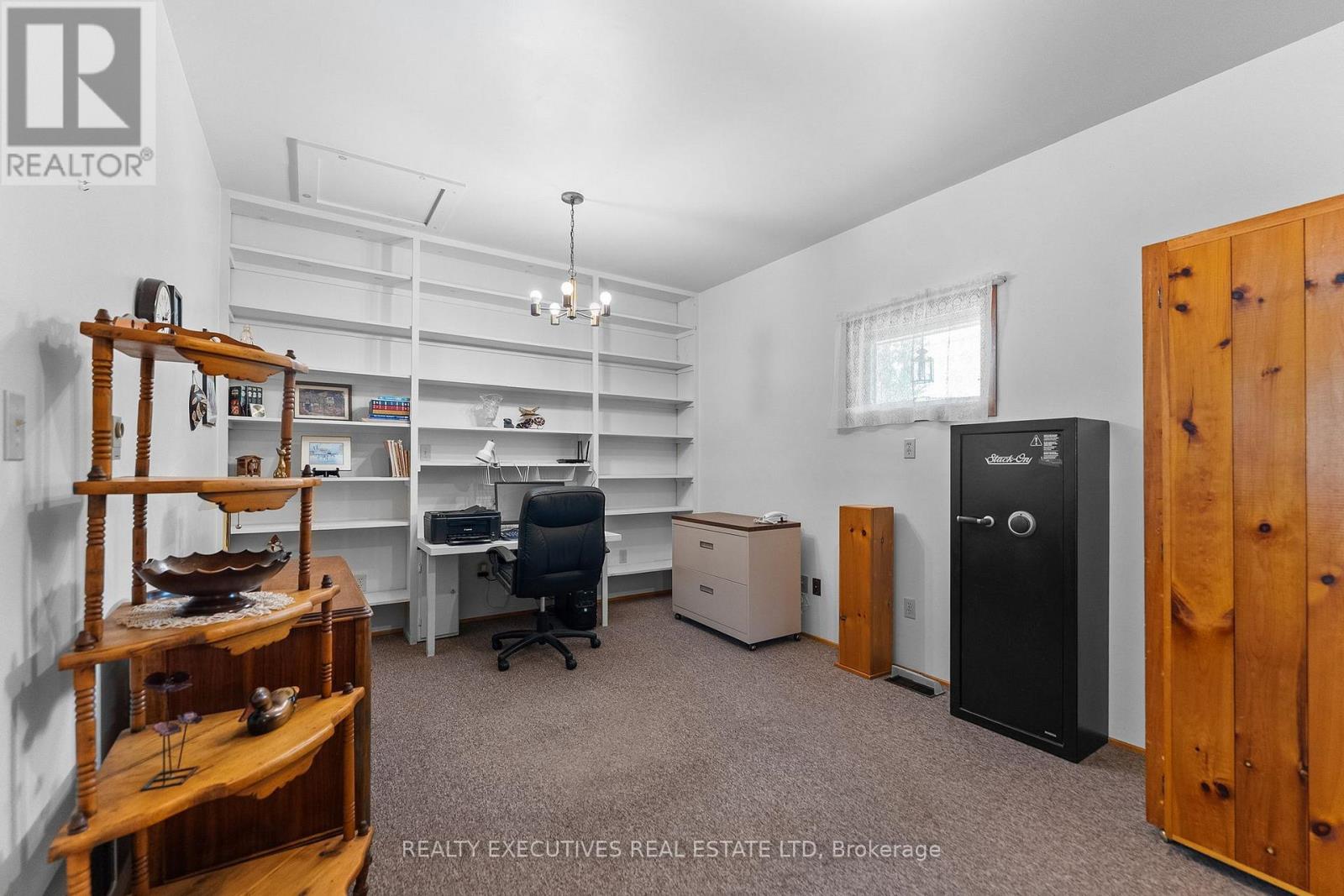 785 BOUNDARY ROAD - 23