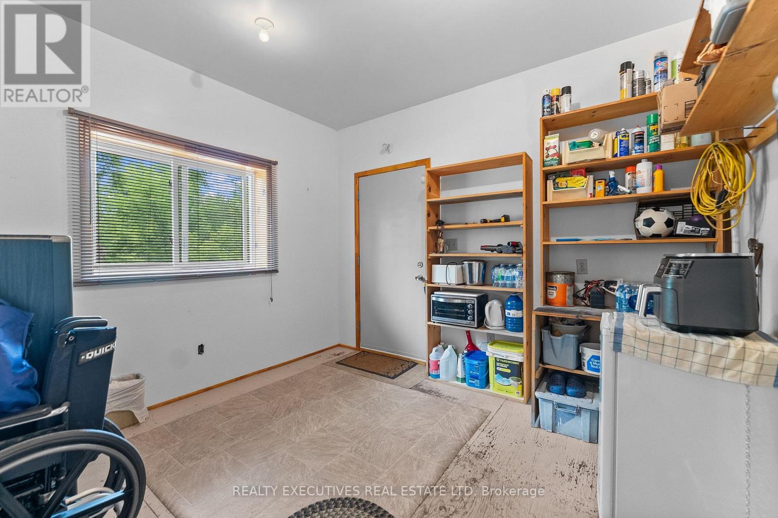 785 BOUNDARY ROAD - 24