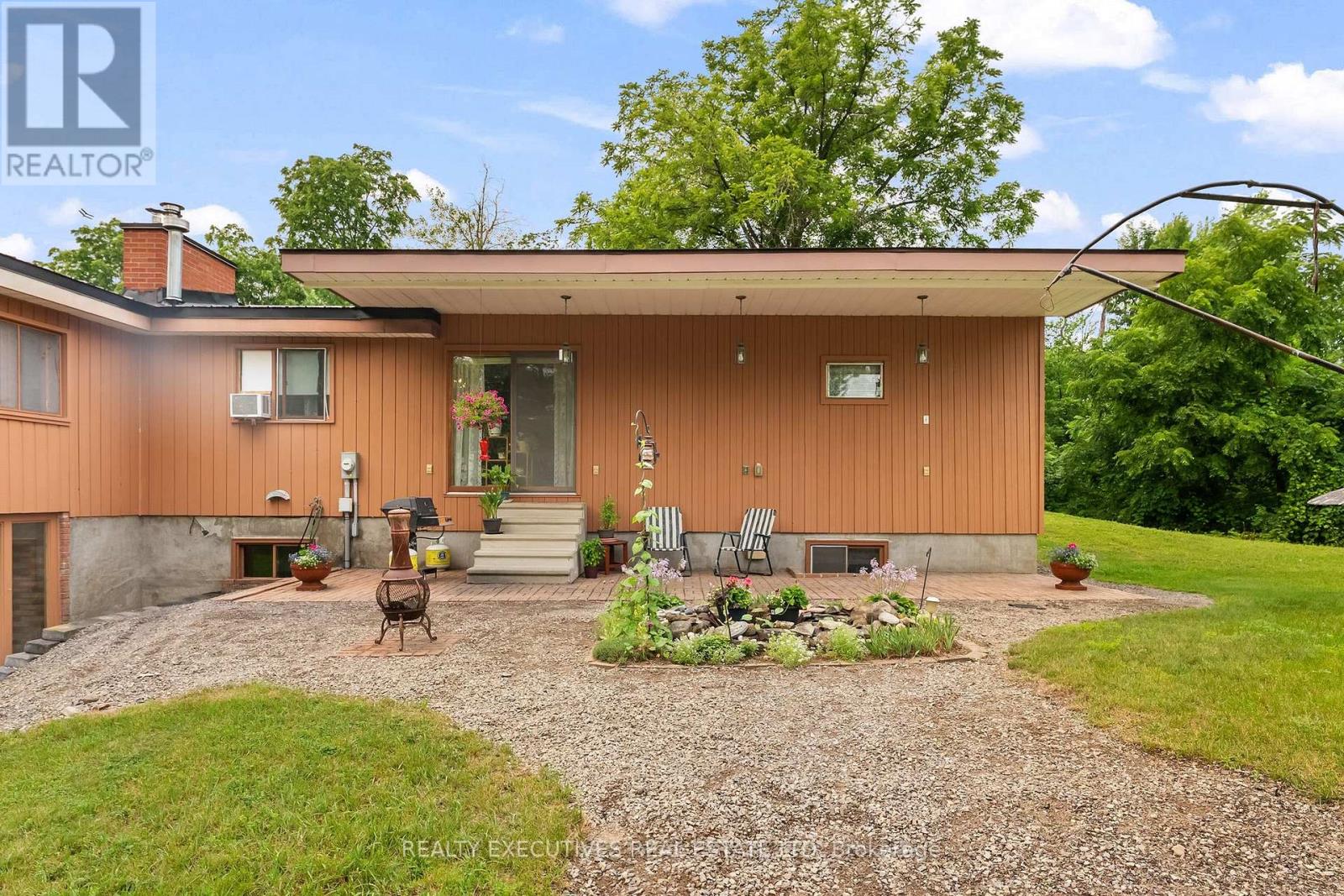 785 BOUNDARY ROAD - 31