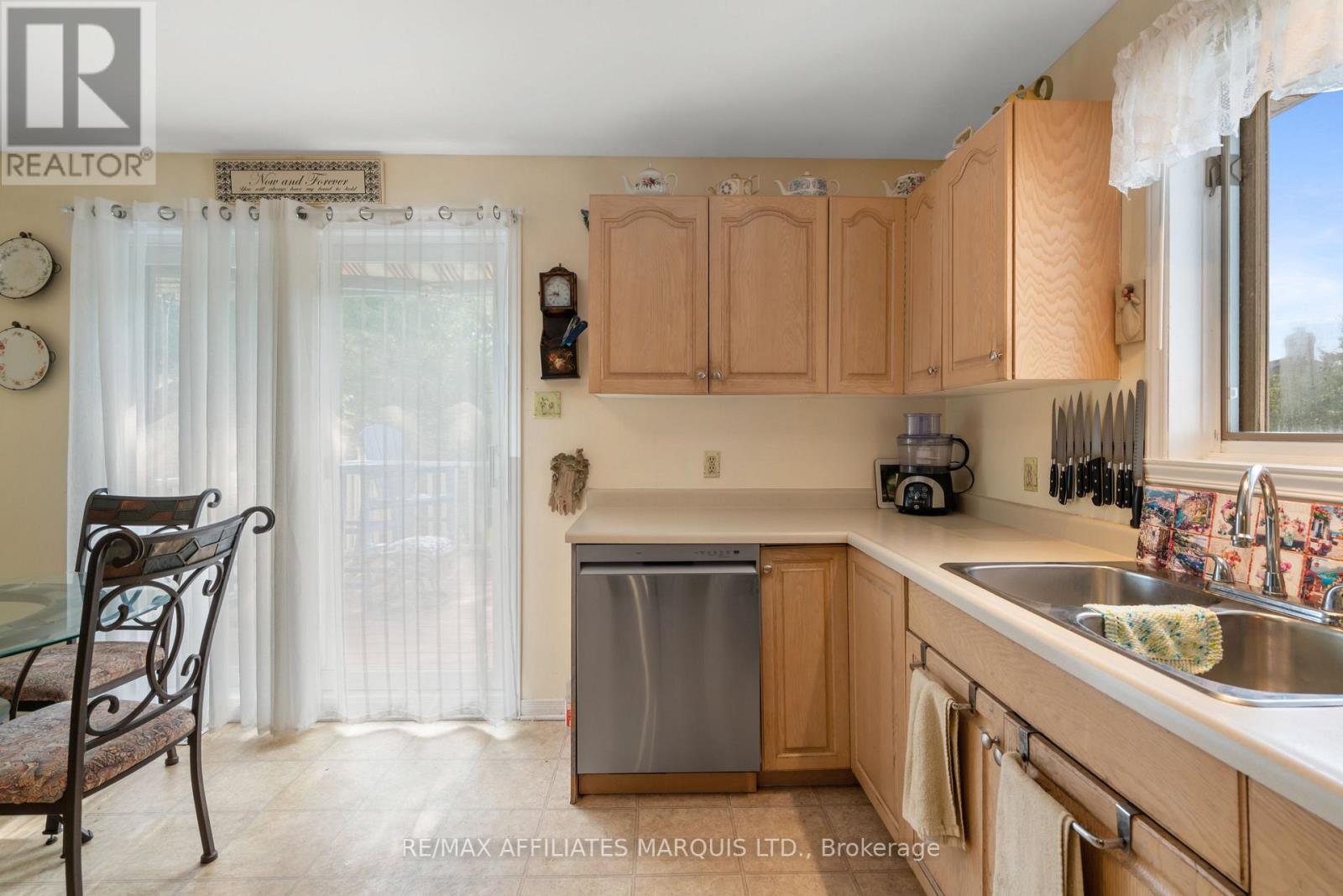 6287 GRAHAM COURT - 13