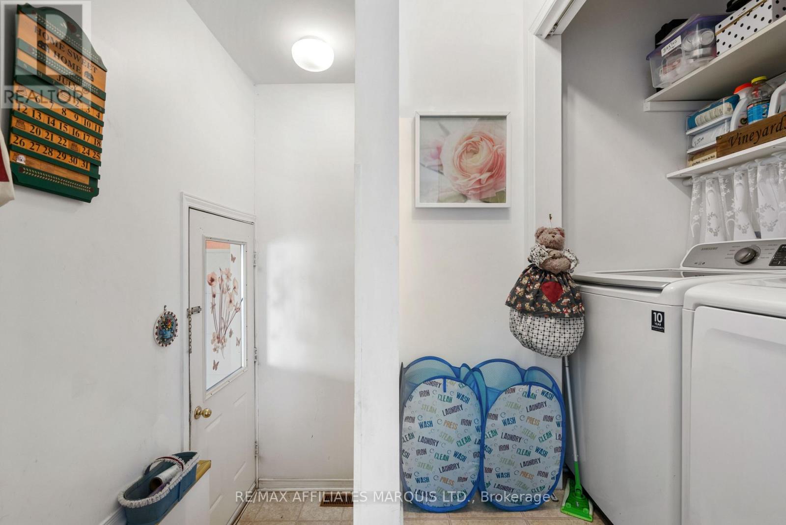 6287 GRAHAM COURT - 21