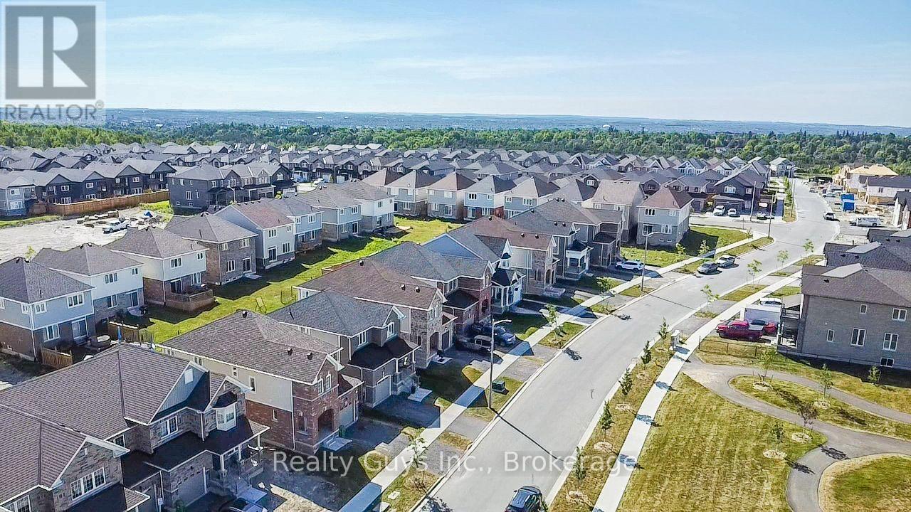706 LATIMER WAY - 11