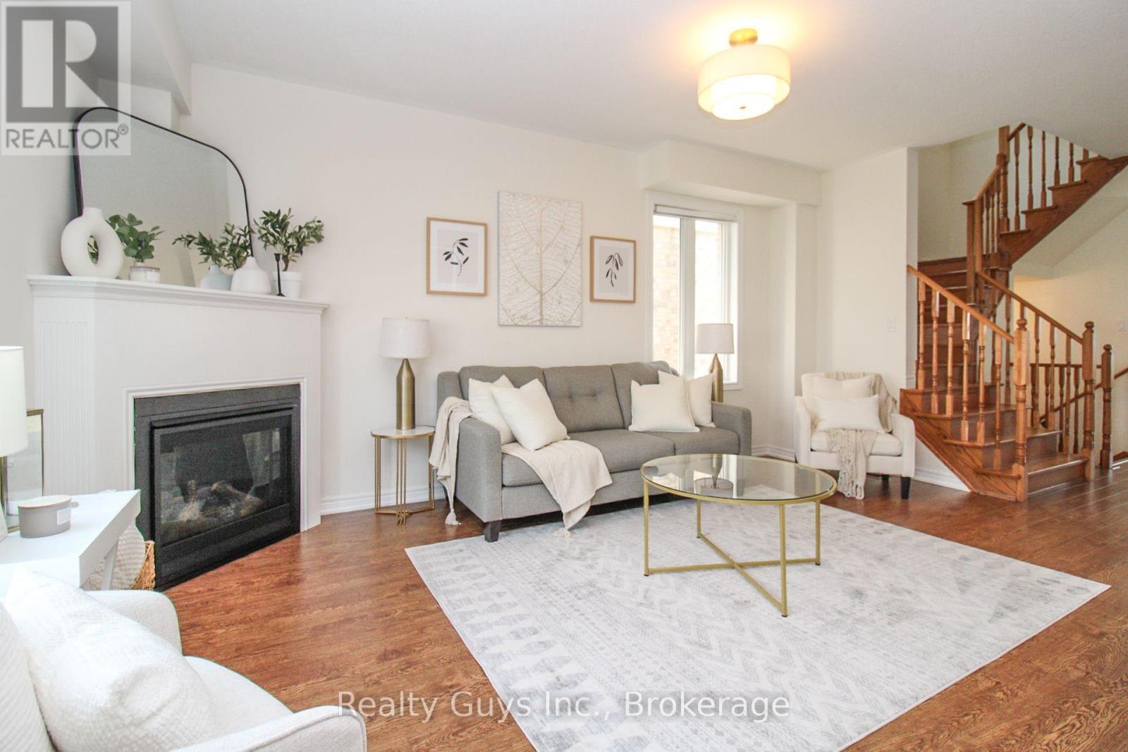 706 LATIMER WAY - 19