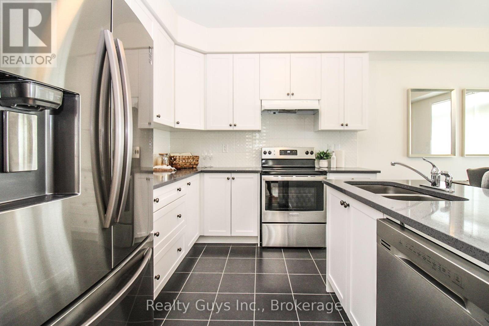 706 LATIMER WAY - 27