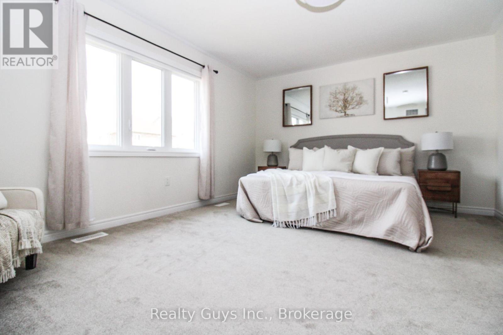 706 LATIMER WAY - 32