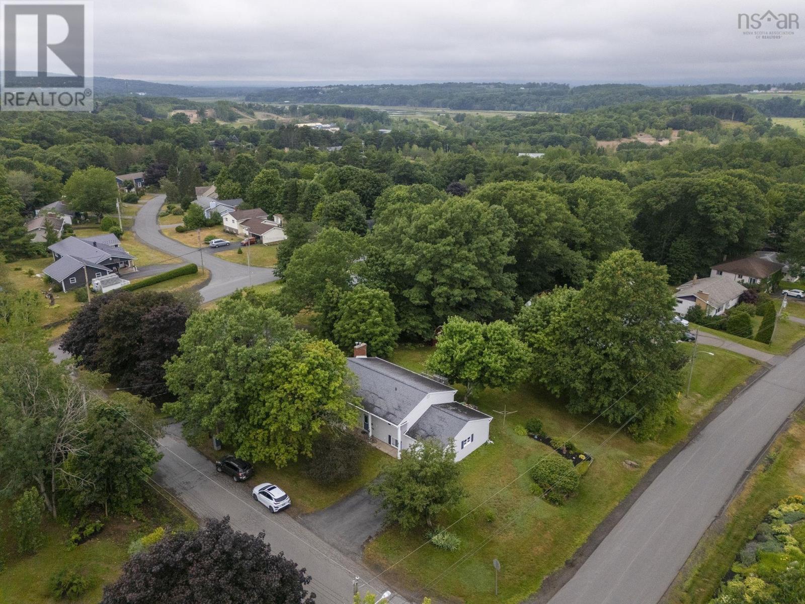 15 Fowler Court - 47