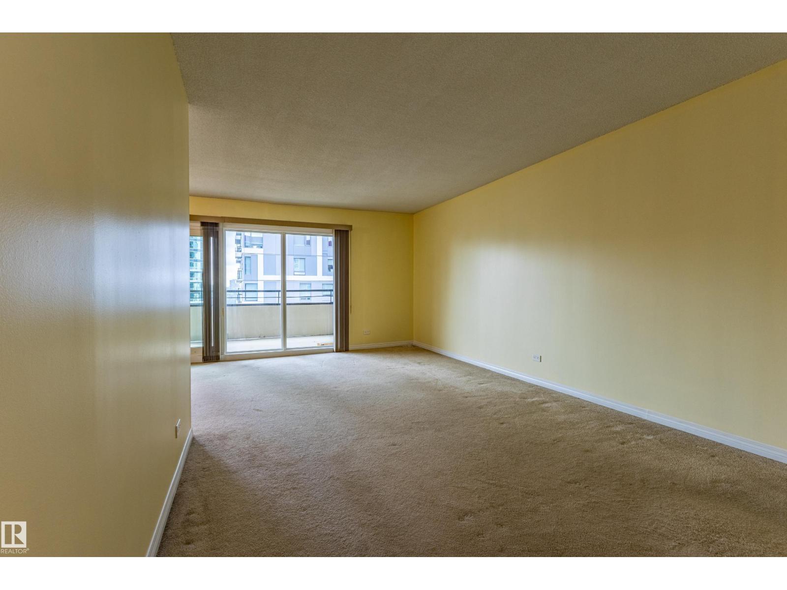 #1210 10140 120 ST NW - 3