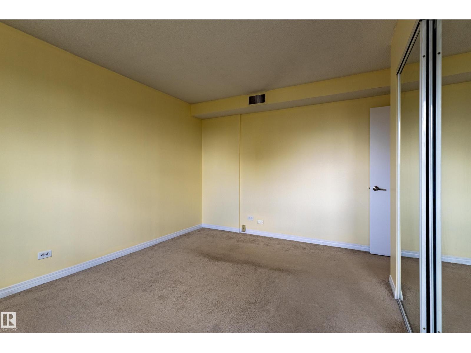 #1210 10140 120 ST NW - 29