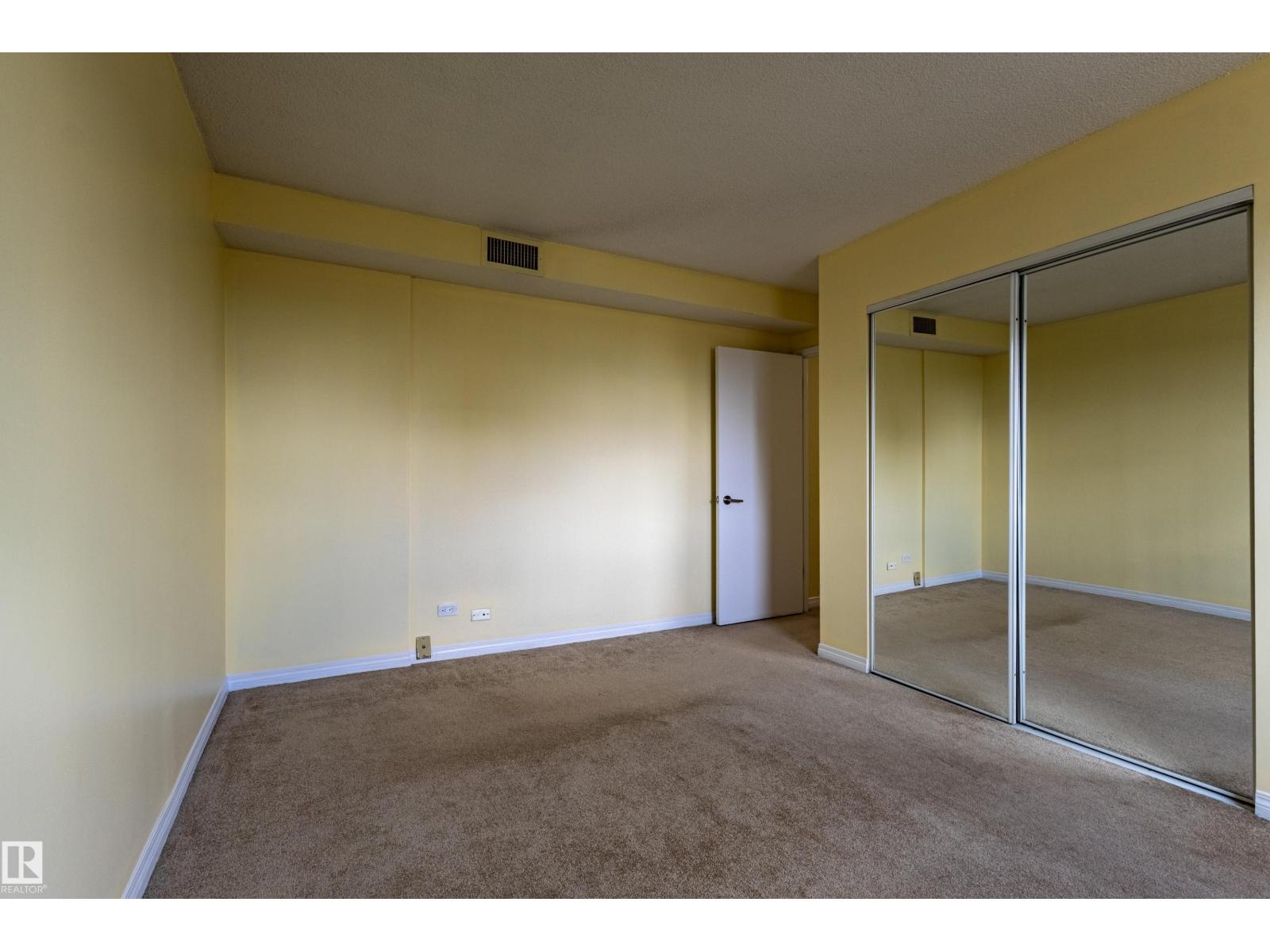 #1210 10140 120 ST NW - 28