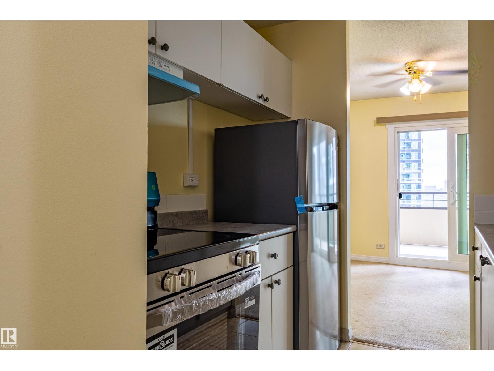#1210 10140 120 ST NW - 15