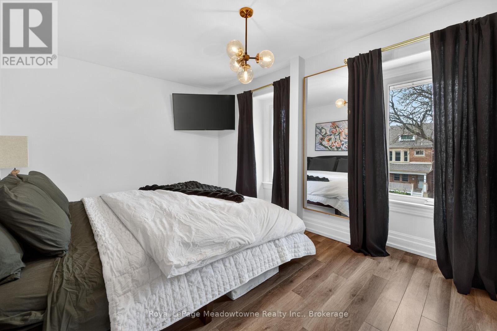 216 MAPLEWOOD AVENUE - 24