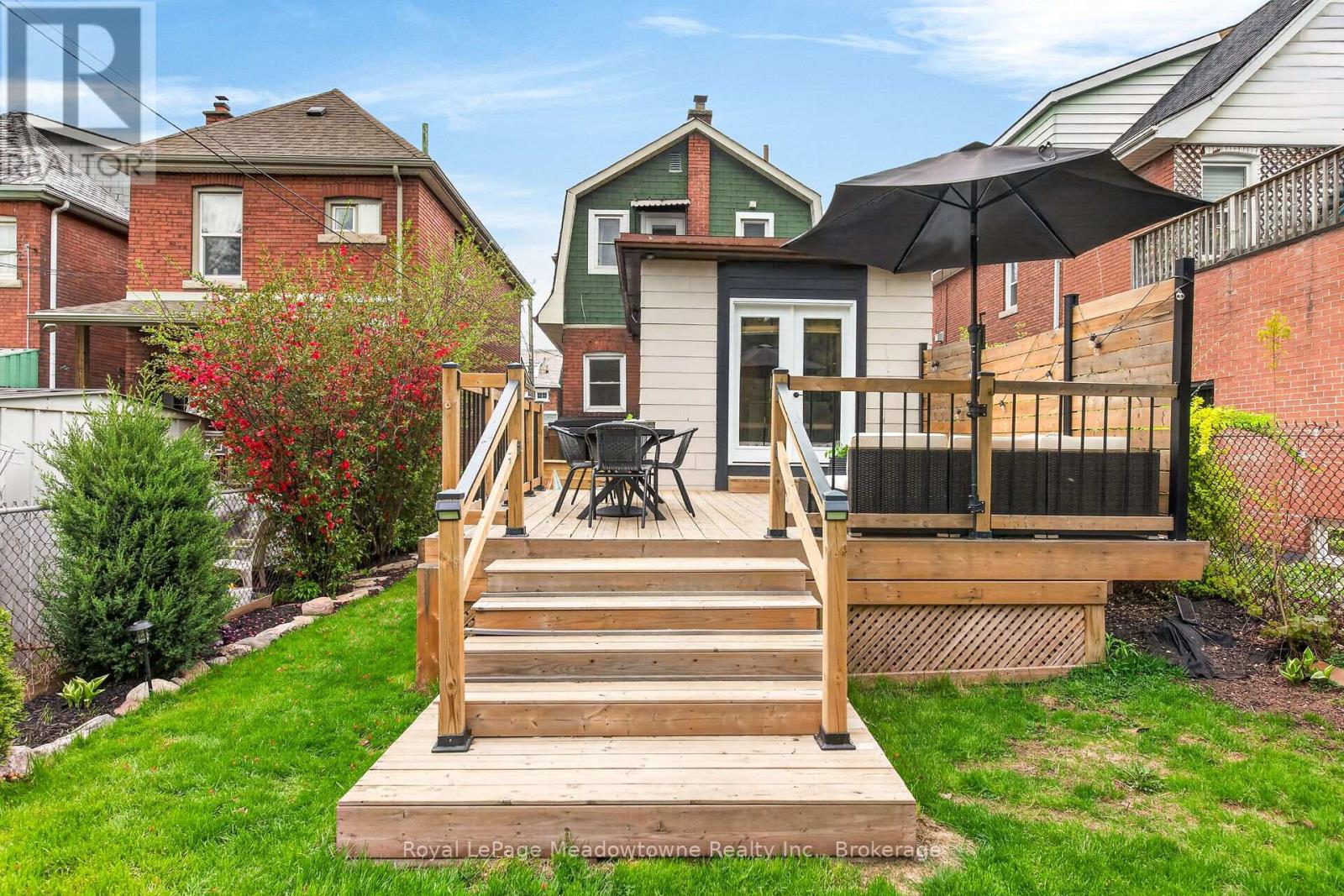 216 MAPLEWOOD AVENUE - 29