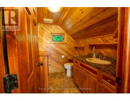 584 Warner Bay Road, Northern Bruce Peninsula, ON N0H2R0 Photo 25