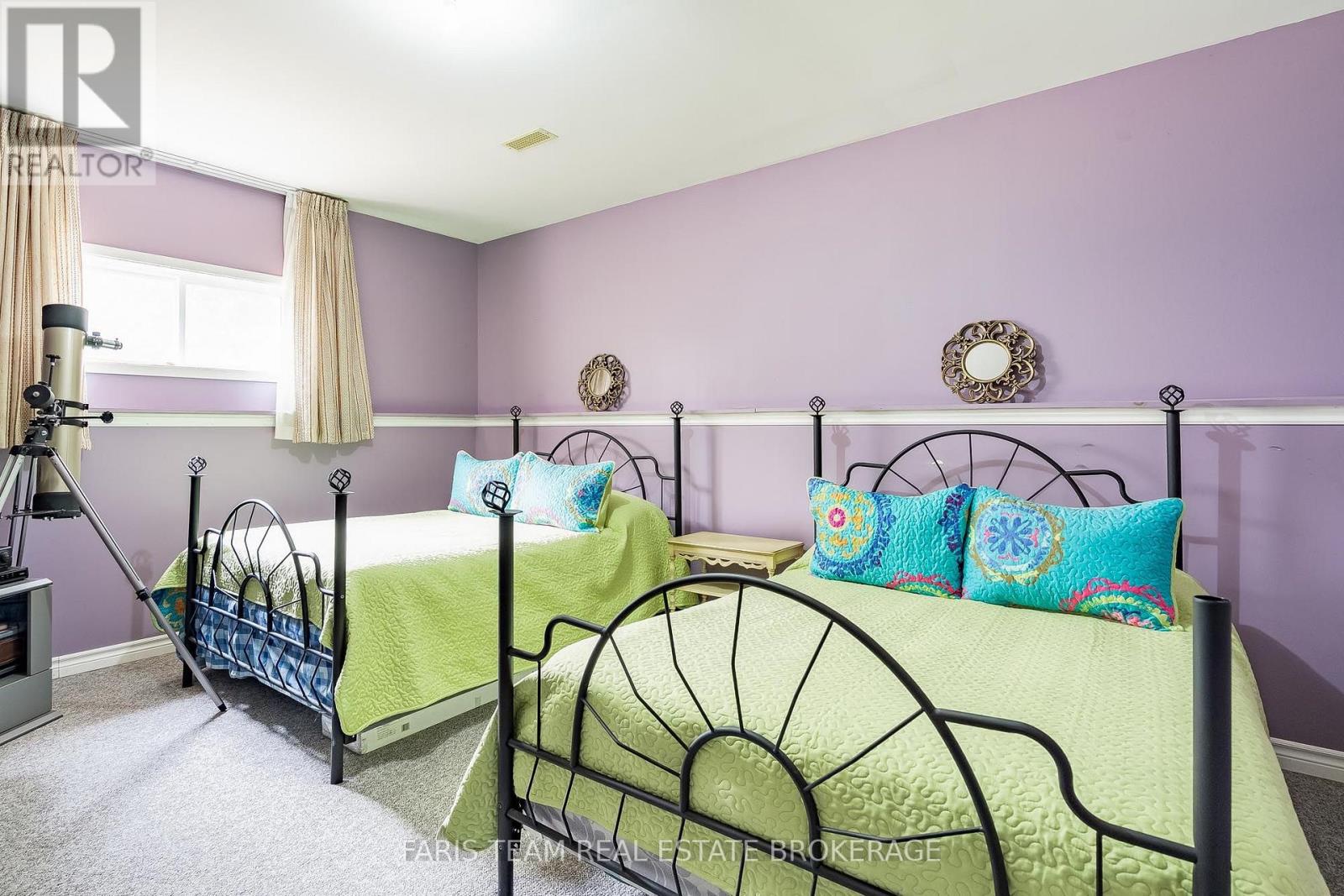 93 SILVER BIRCH CRESCENT - 27