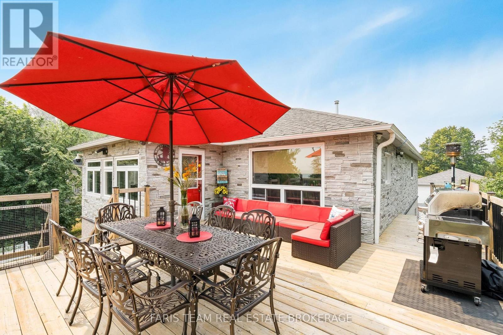 93 SILVER BIRCH CRESCENT - 31