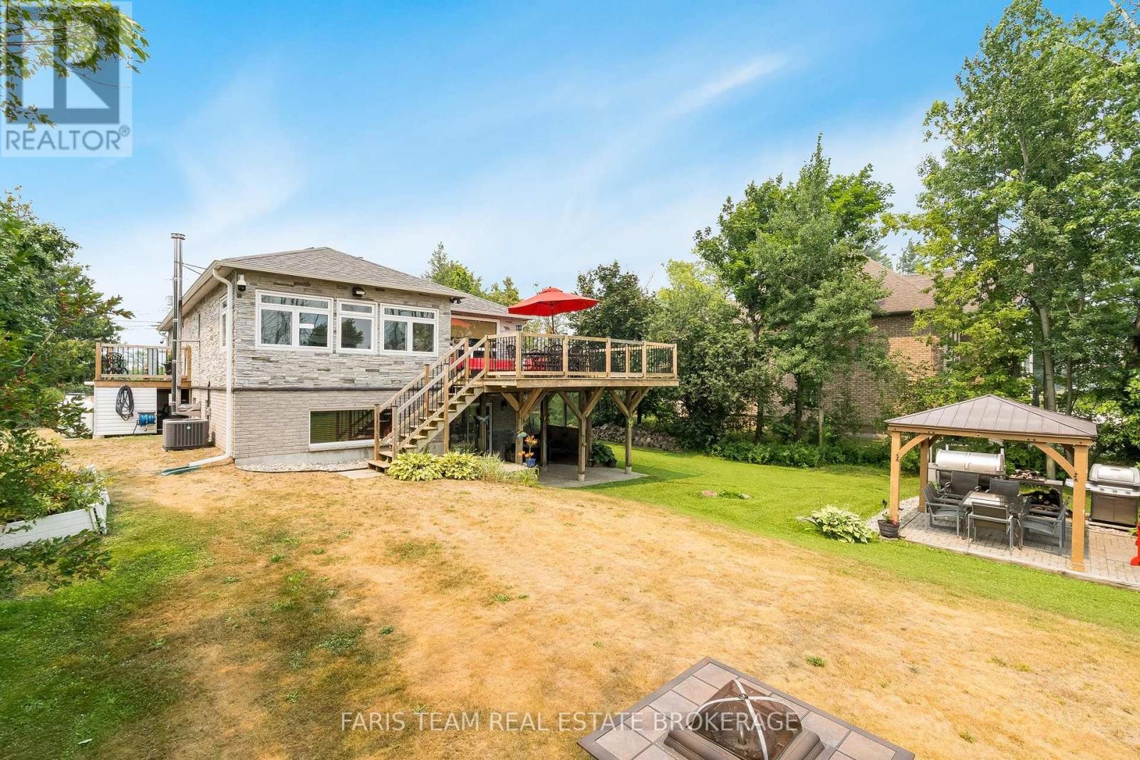 93 SILVER BIRCH CRESCENT - 37