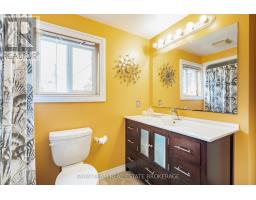 93 Silver Birch Crescent, Tay, ON L0K1R0 Photo 16