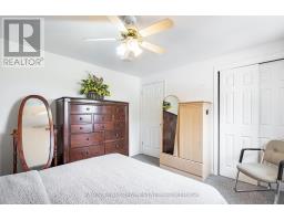 93 Silver Birch Crescent, Tay, ON L0K1R0 Photo 18
