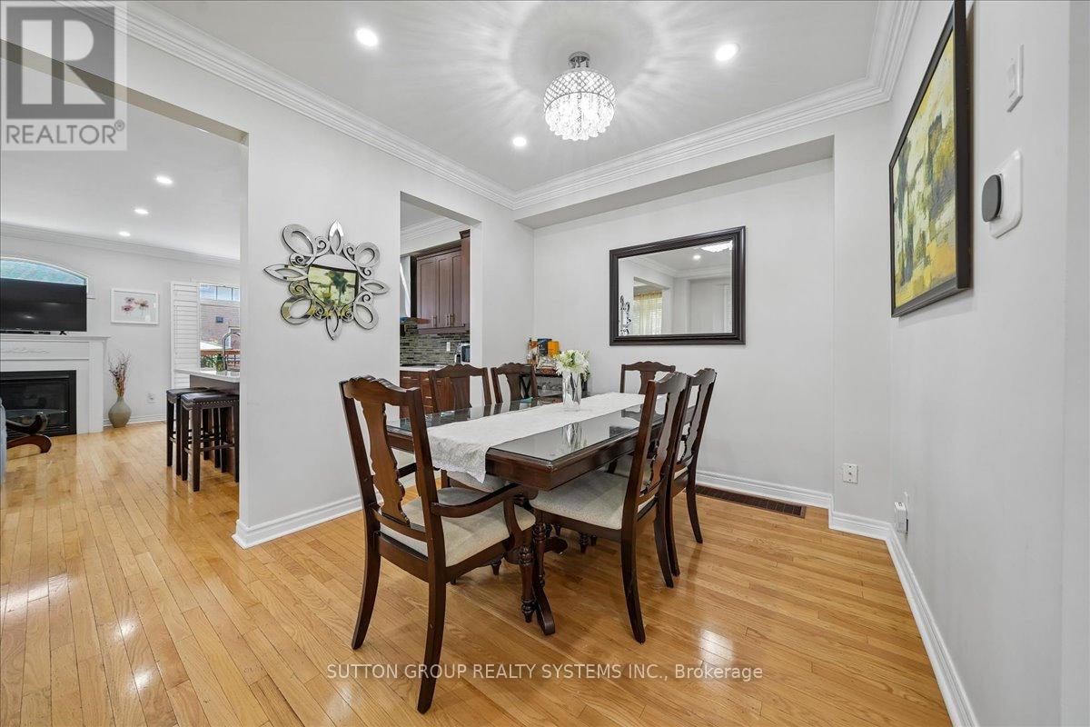 3348 SUNLIGHT STREET - 18