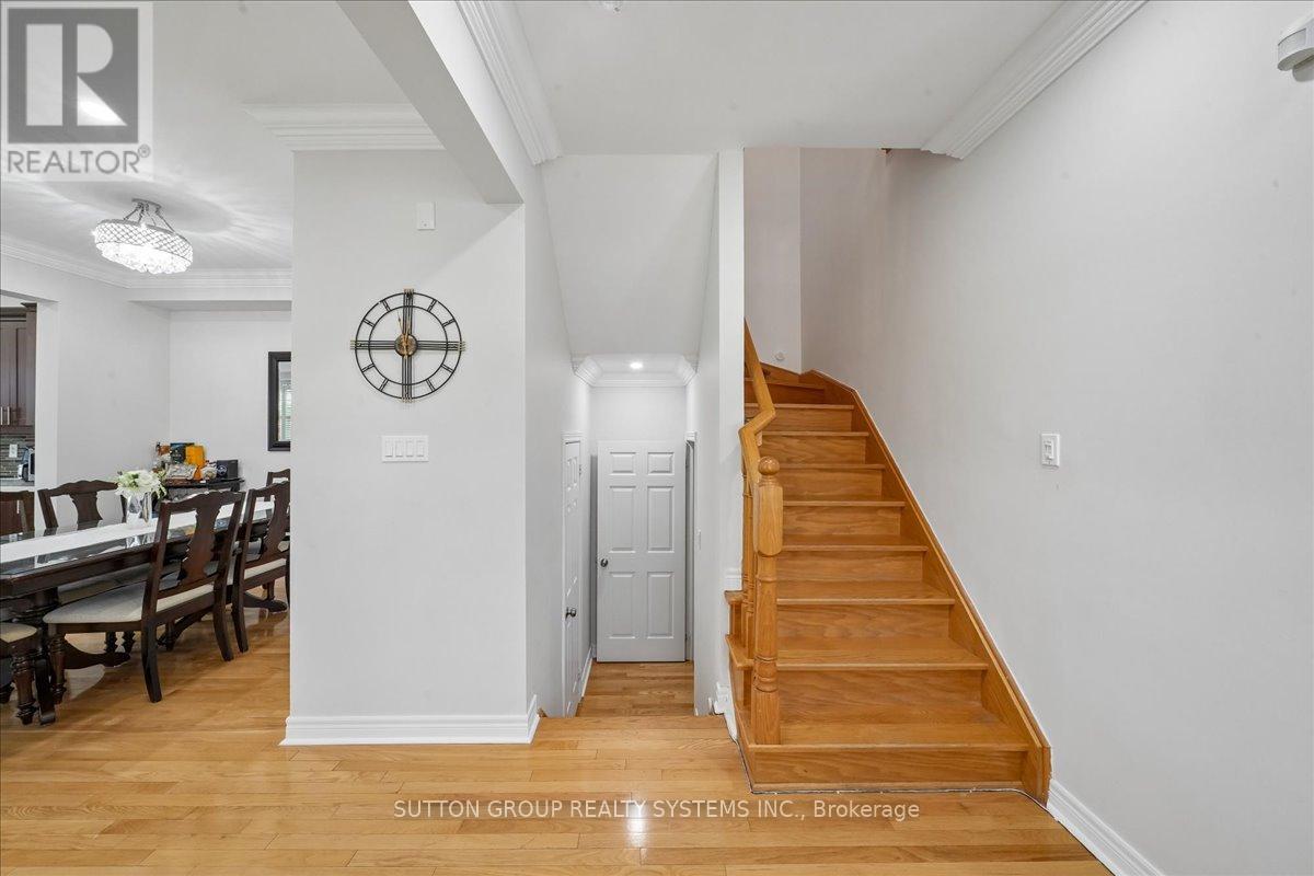 3348 SUNLIGHT STREET - 19