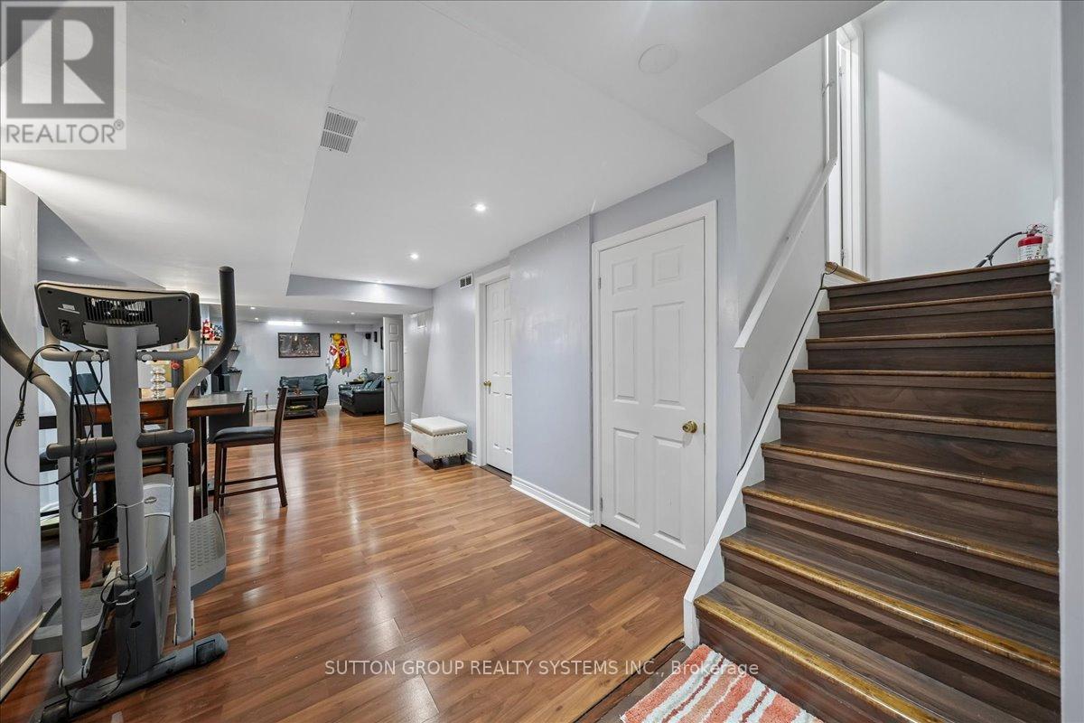 3348 SUNLIGHT STREET - 33
