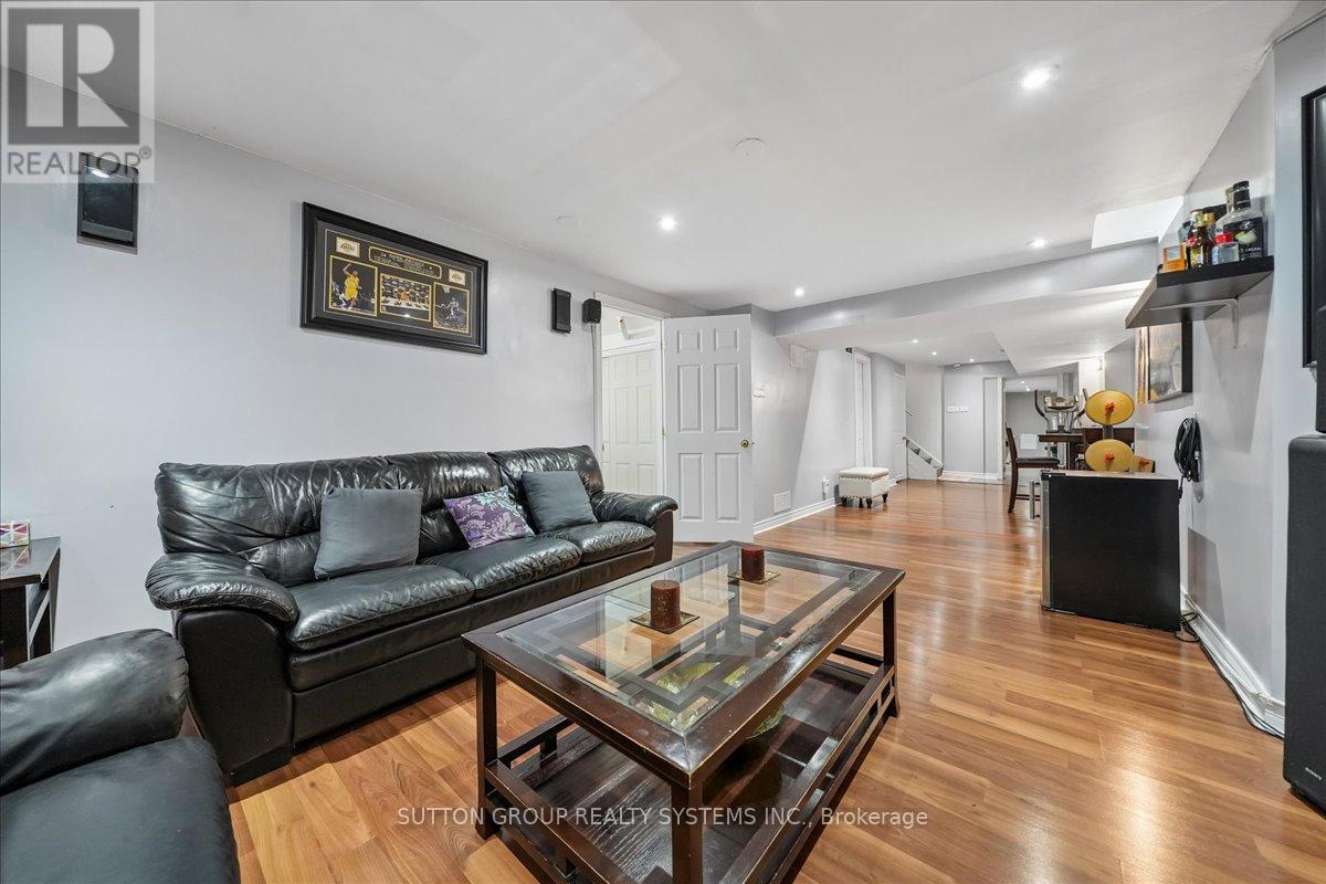 3348 SUNLIGHT STREET - 35
