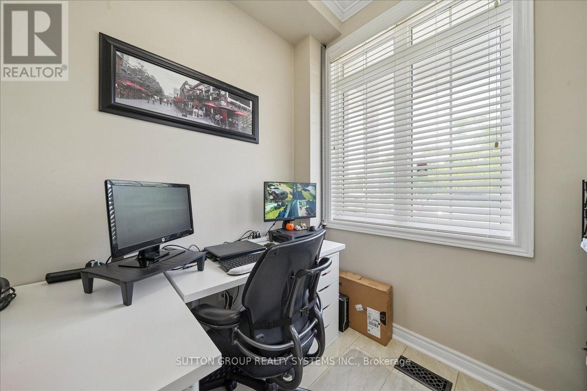 3348 SUNLIGHT STREET - 37