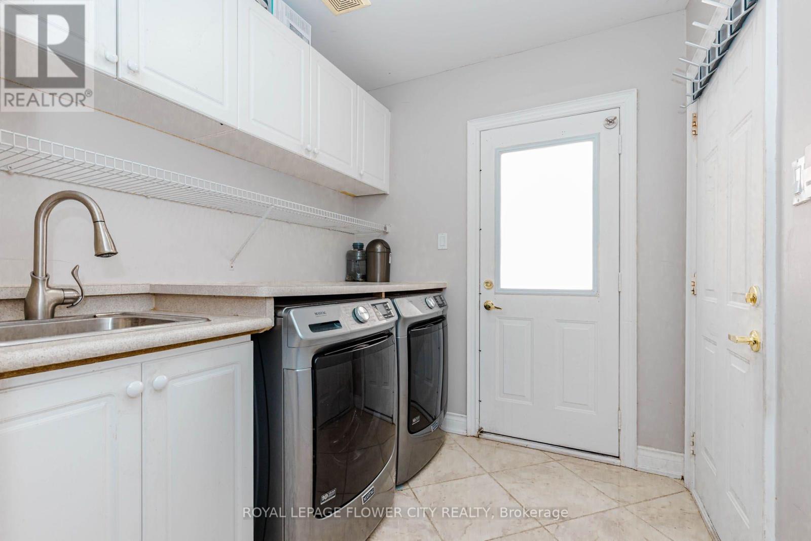 1058 AGRAM DRIVE - 25
