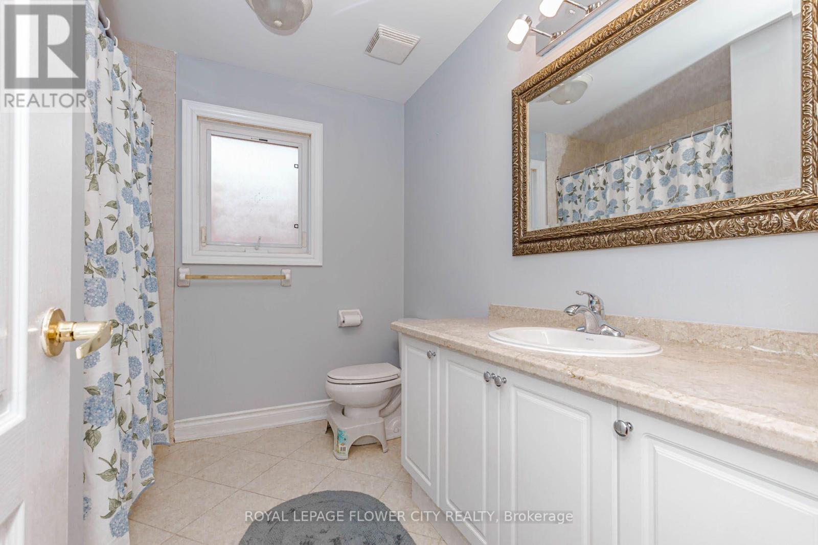 1058 AGRAM DRIVE - 35
