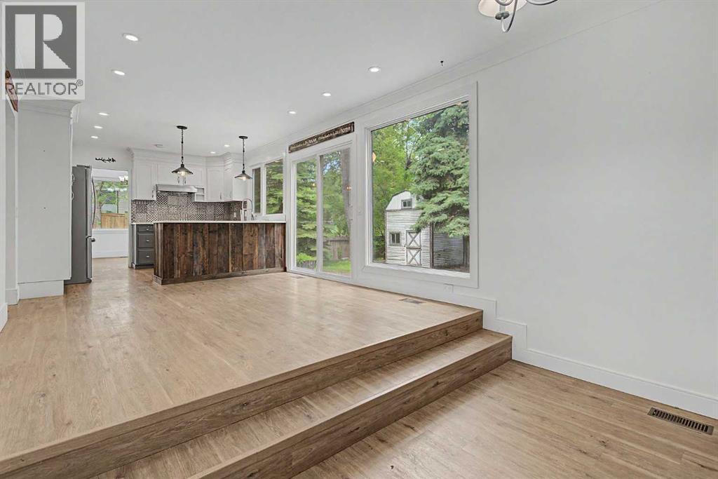1320 116 Avenue SW - 13