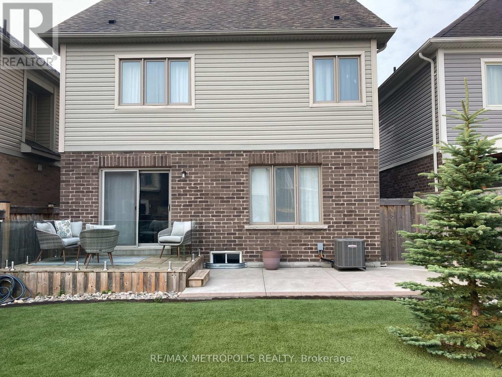 16 TREETOPS BOULEVARD - 38