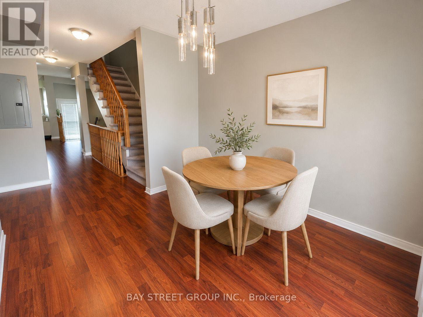 #13 3975 EGLINTON AVENUE W - 9